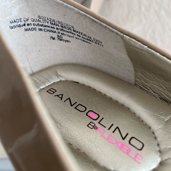 Beige pointed toe kitten heel pumps - Picture 4 of 9